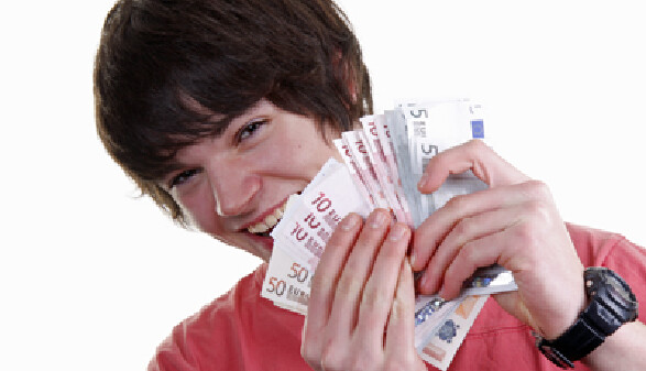 Jugendlicher mit Geld